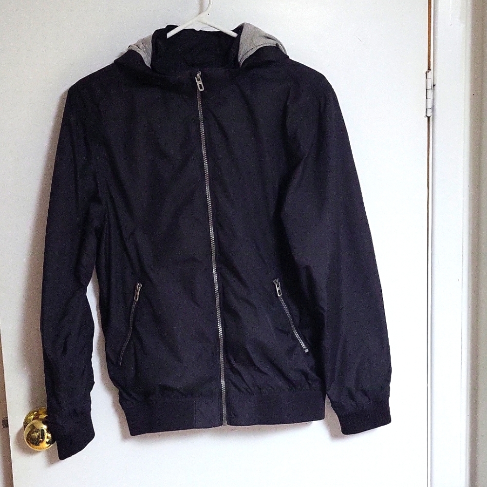 H&M hooded jacket for childrenPre-Owned size 11- Black color
